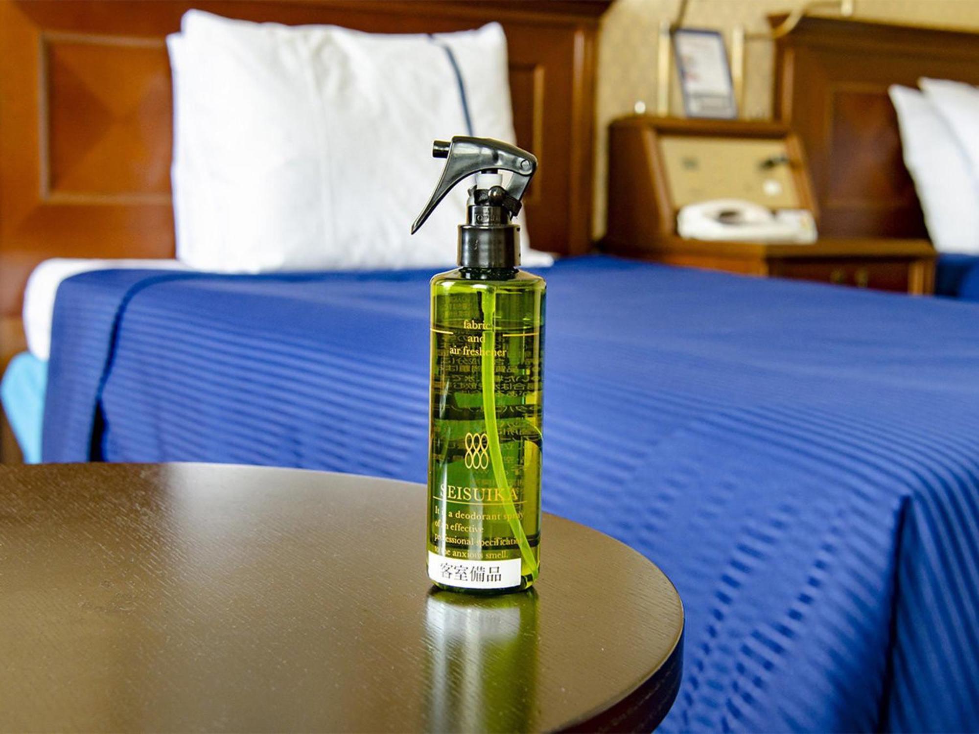 Hotel Den Haag Huis Ten Bosch Сасебо Екстер'єр фото A bottle of room spray