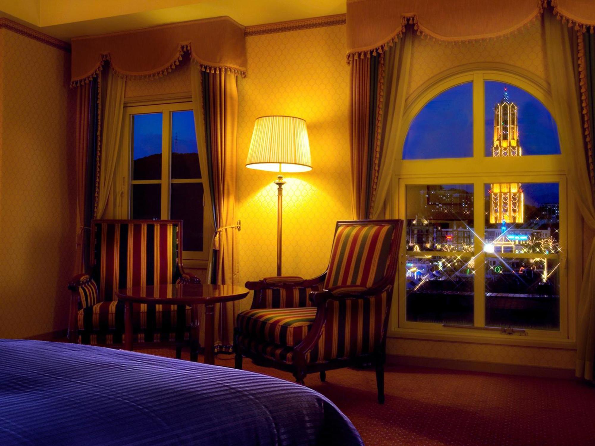Hotel Den Haag Huis Ten Bosch Сасебо Екстер'єр фото A room at the Hotel de France
